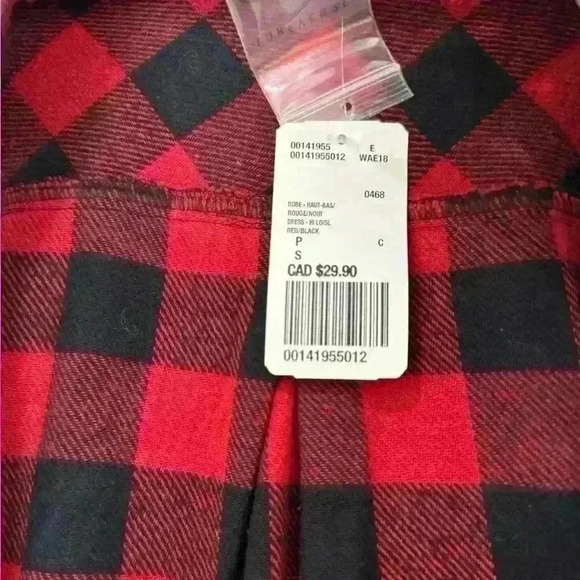 Forever 21 New Never Worn Woman’s No  Sleeve Plaid Red & Black Jacket Loose Fit - Picture 3 of 7